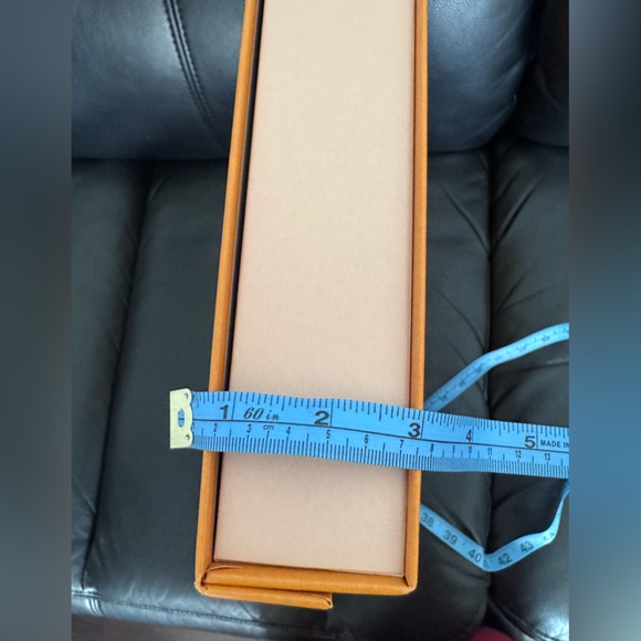 Louis Vuitton Signature Orange Gift Box - Picture 12 of 12